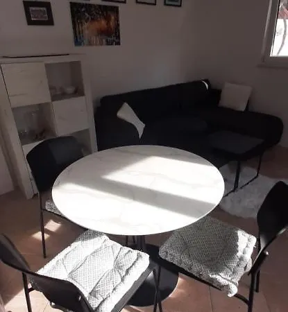 Apartman Nika On The