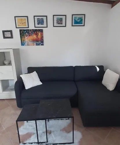 Nika On The Appartement